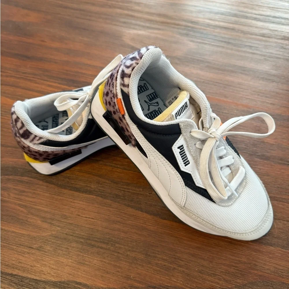 Puma Future Rider ' Wildcats' White Leopard Animal Print Shoes Sneakers Size 7